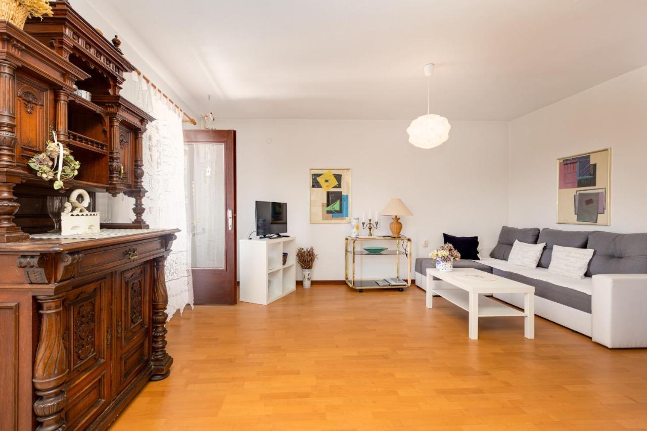 Apartments Gogsy Malinska Ngoại thất bức ảnh